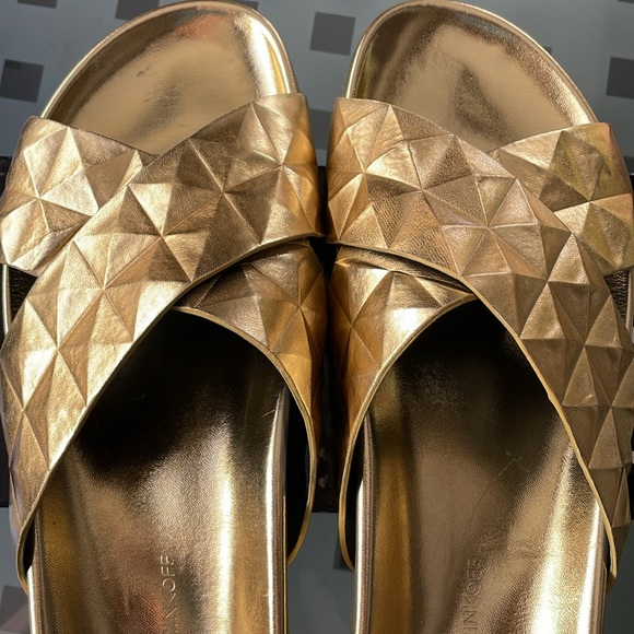 Rebecca Minkoff Chunky Gold Geometric Sandals - Picture 5 of 5
